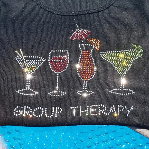 2 tank tops - Picture 11 of 13